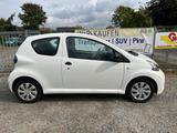 Toyota Aygo AYGO Basis - Toyota Aygo (X) aus 2012
