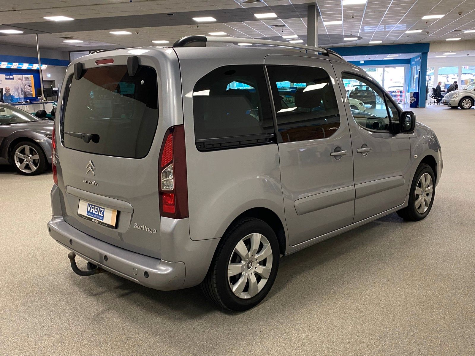 Fahrzeugabbildung Citroën Berlingo BlueHDi 120 S+S Multispace Selection+++