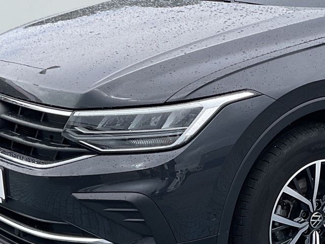 Tiguan 2.0 TDI DSG Life SHZ KAMERA NAVI ACC LED