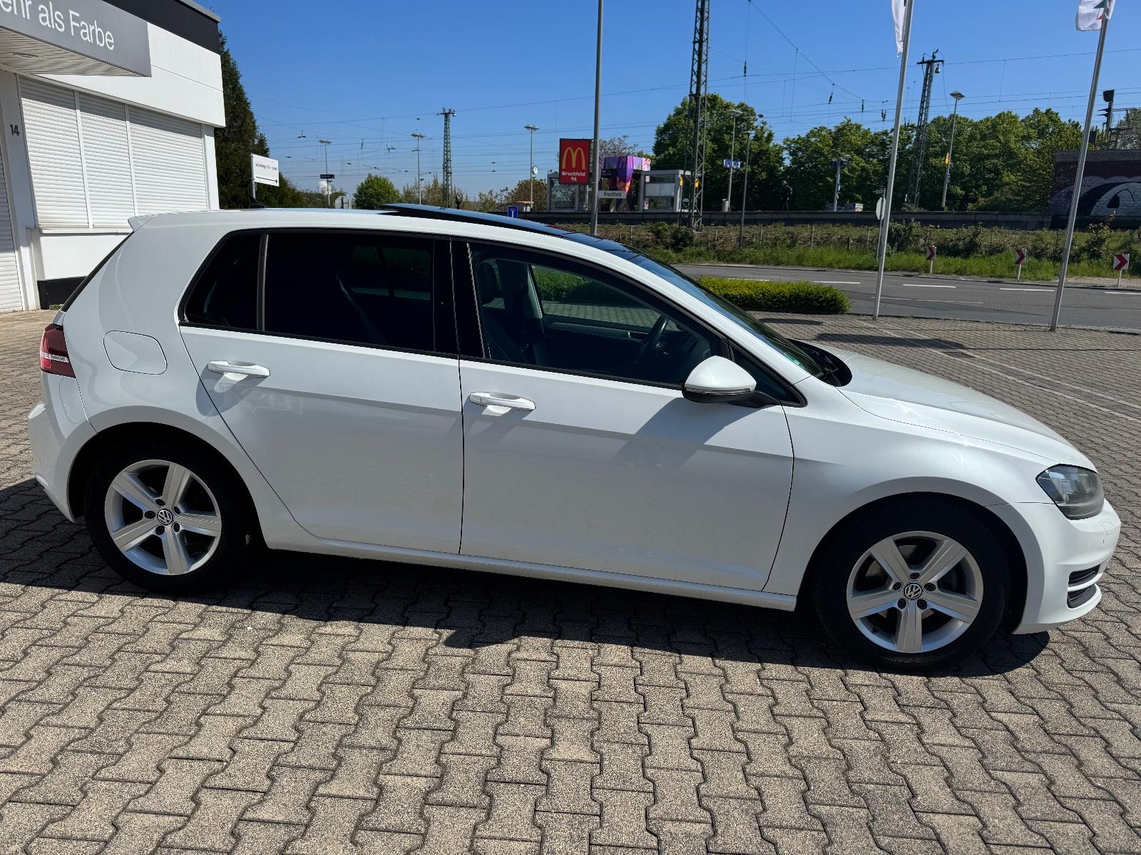 Volkswagen Golf VII Lim. Comfortline BMT,Erste Hand