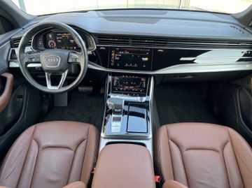 Audi Q7 - 10