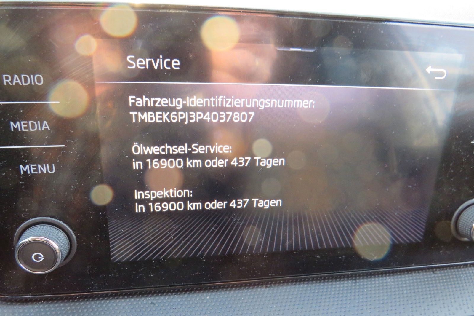 Fahrzeugabbildung SKODA Fabia SPORT DSG 17`SCHWARZ KESSY BI-LED PDC 1.H