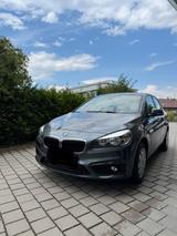 BMW 214 Active Tourer I Unfallfrei | 38T km  - BMW 214 Active Tourer Gebrauchtwagen