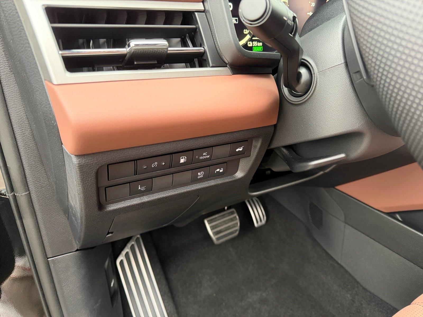 Mitsubishi Outlander Top Luxury 2.4 PHEV ACC+PDC+4xSHZ+NAV