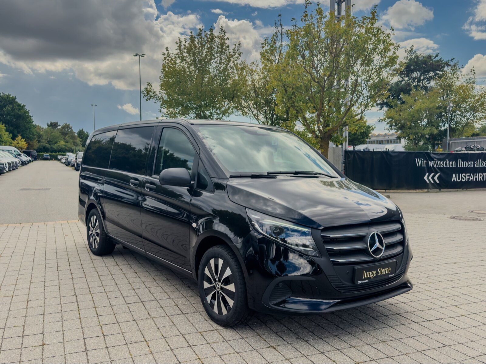 Mercedes-Benz Vito 116 CDI Tourer lang PRO Autom Klima 2 Schie imagem 3