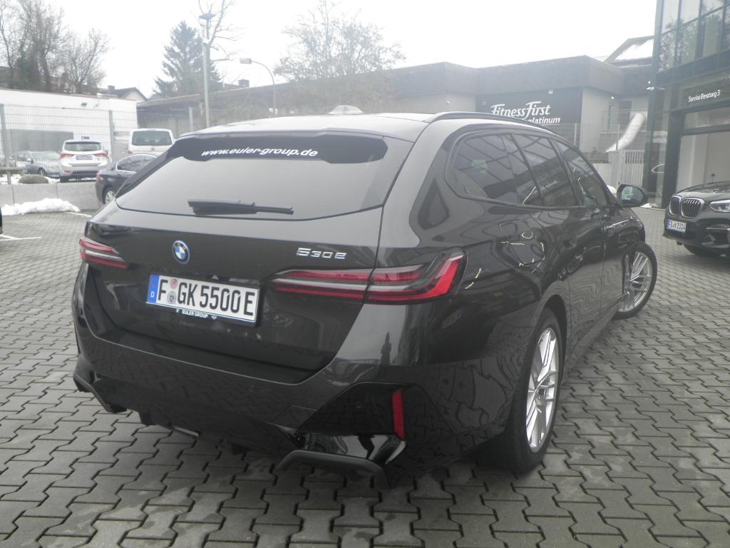 BMW 530 e Touring Sportpaket HUD AHK-klappbar AHK El