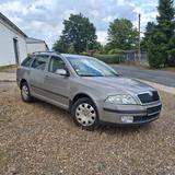 Skoda Octavia Combi 1.6 Ambiente Ambiente - Skoda Octavia aus 2006: Ambiente