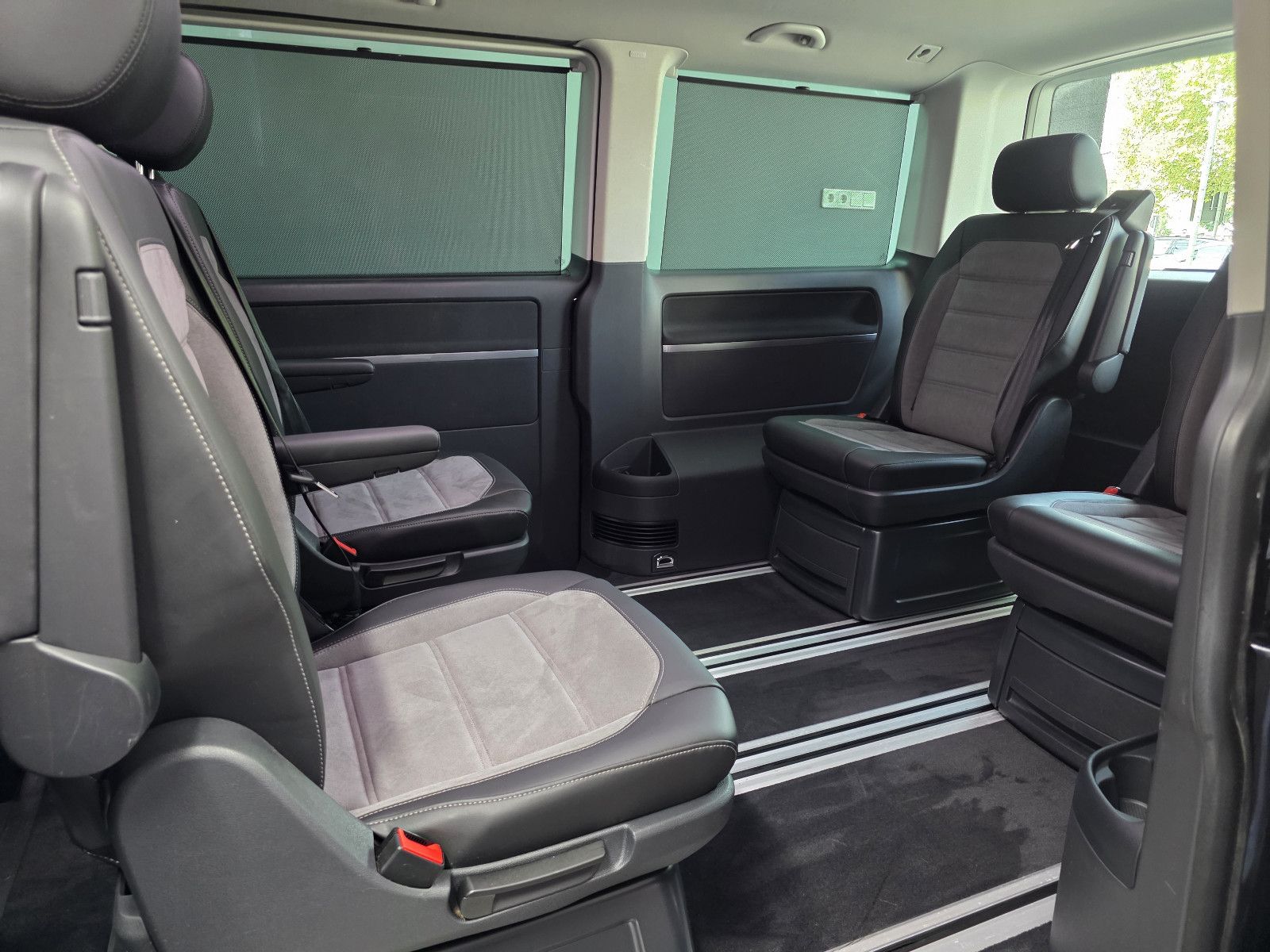 Volkswagen T6.1 MULTIVAN 4MOTION, 6 SITZER, ACC, LED, R-KAM foto 16