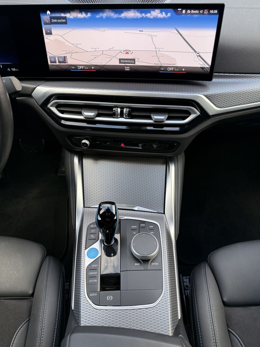 Fahrzeugabbildung BMW i4 M50 Gran Coupé NAV+LASER+360°+ACC+20ZOLL+H&K
