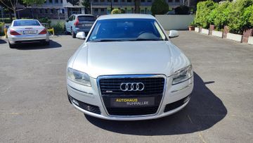 Audi A8 - 2