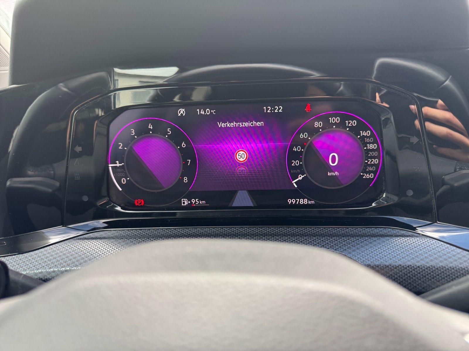 Volkswagen Golf VIII Life "United" 1,0TSI, LED, Navi, App C, миниатюра 10