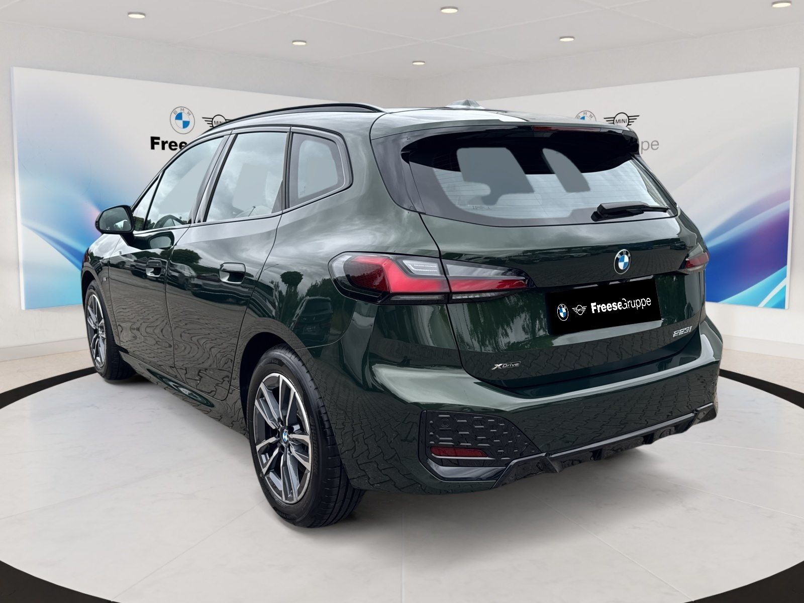 BMW 223i Active Tourer xDrive AHK 360° HEAD-UP PANO foto 4