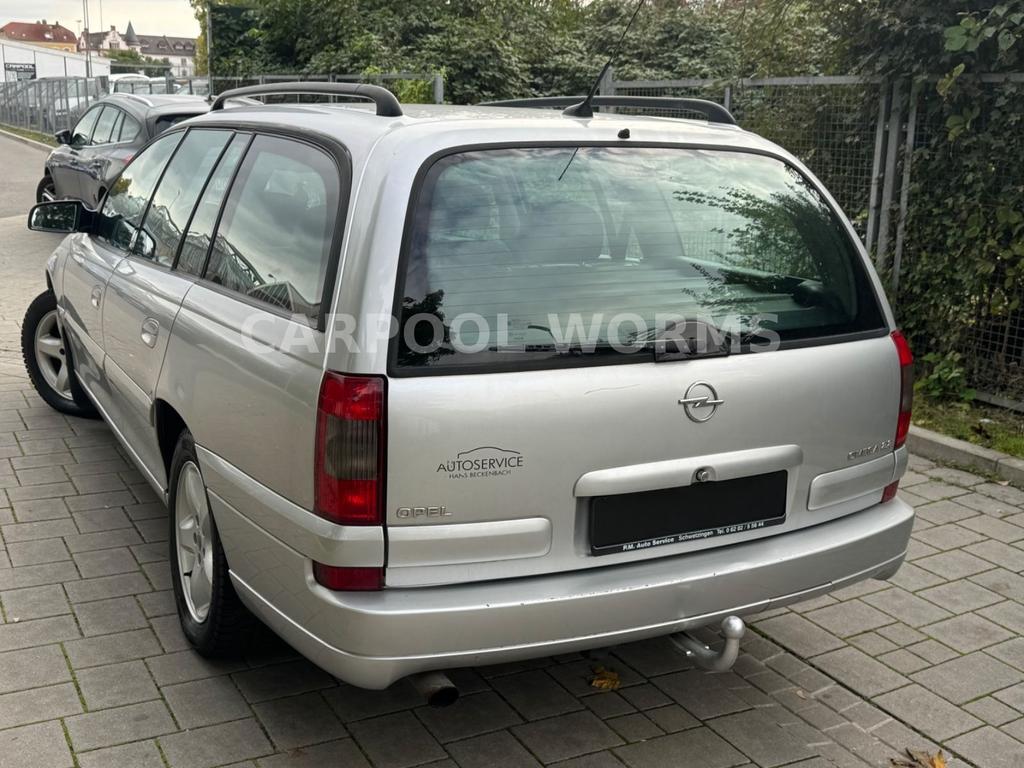 Opel Omega
