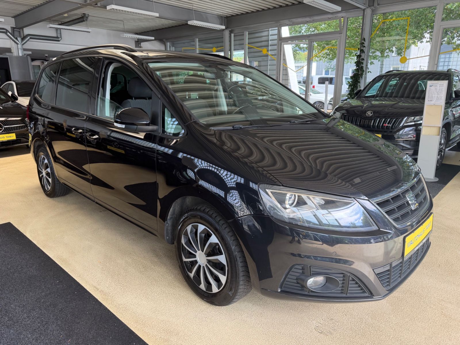 Fahrzeugabbildung SEAT Alhambra Style*7 Sitzer* 1.Hand