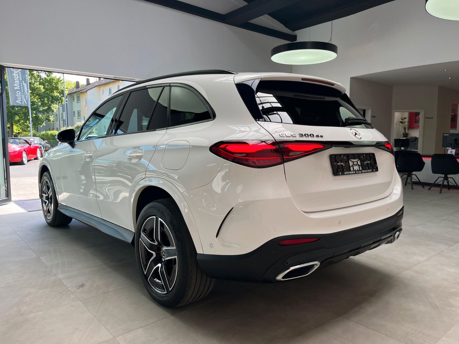 Fahrzeugabbildung Mercedes-Benz GLC 300 de 4Matic AMG-Line*Night*AHK*ACC*19"*