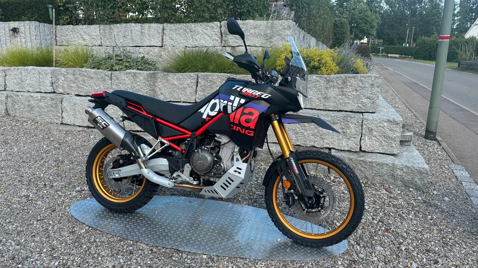 Aprilia Tuareg 660 Rally E5+ am Lager!