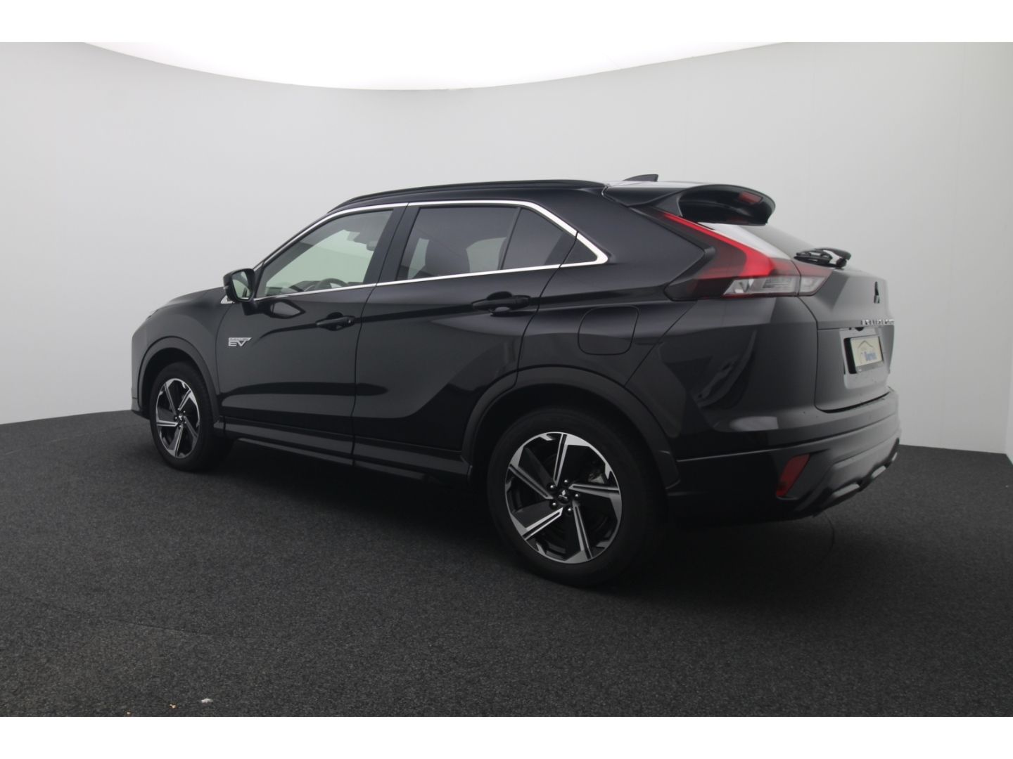 Fahrzeugabbildung Mitsubishi Eclipse Cross Plus Select Hybrid 4WD