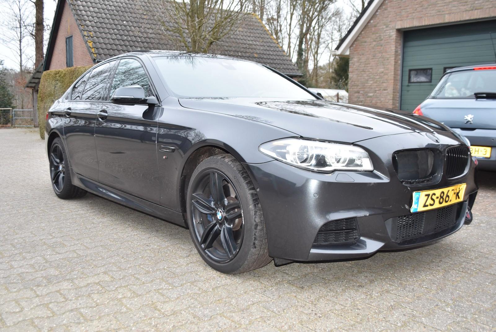 BMW 535 5 Limousine 535 D M Sport Fahrad angefahren