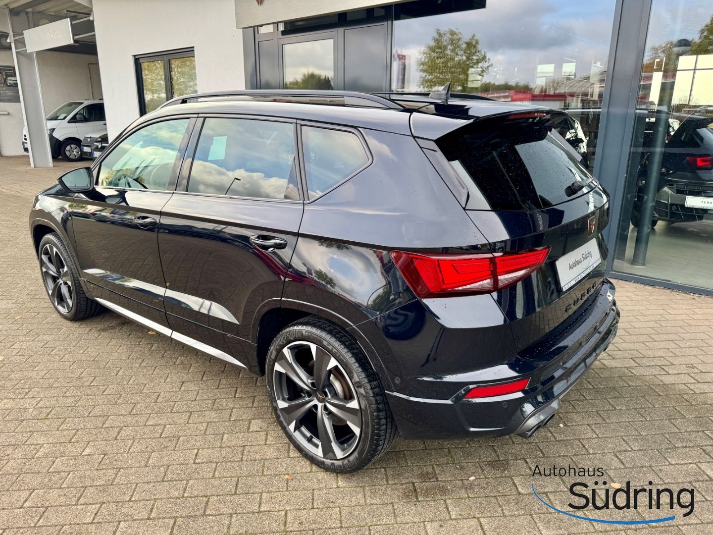 Ateca 2,0 TSI 4Drive DSG AHK Navi 360 Kamera LED