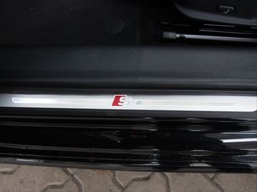 Audi A4 Avant 40 TDI S-line Optik blackLEDNAVIPANO
