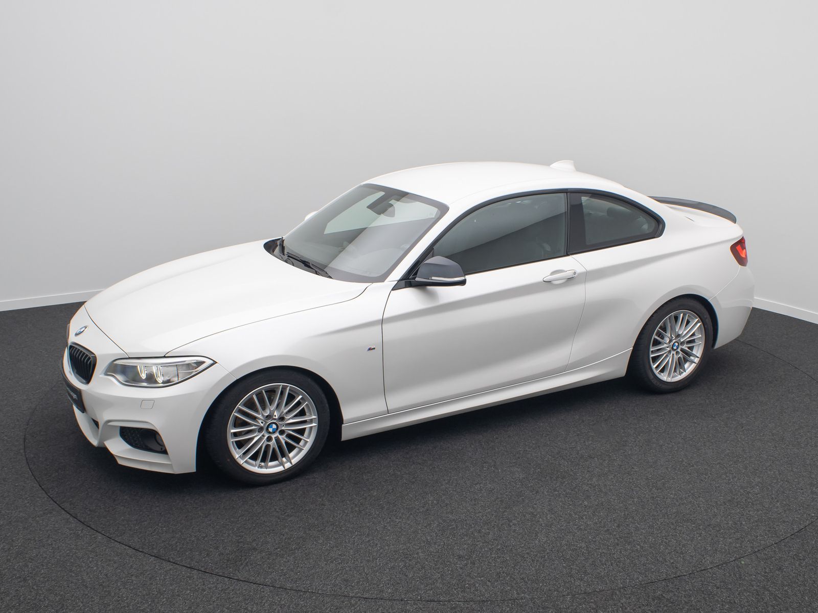 Fahrzeugabbildung BMW 220d Coupé M Sport Xenon PDC Navi GeschwindigReg