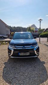 Mitsubishi Outlander 2.2 DI-D 4WD Automatik SUV-Star+ S...