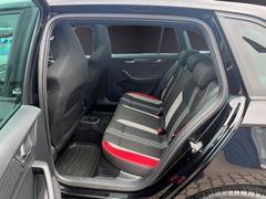 SKODA Rapid Spaceback KLIMA,NAVI,AUTOMATIK,PDC,SHZ,BT