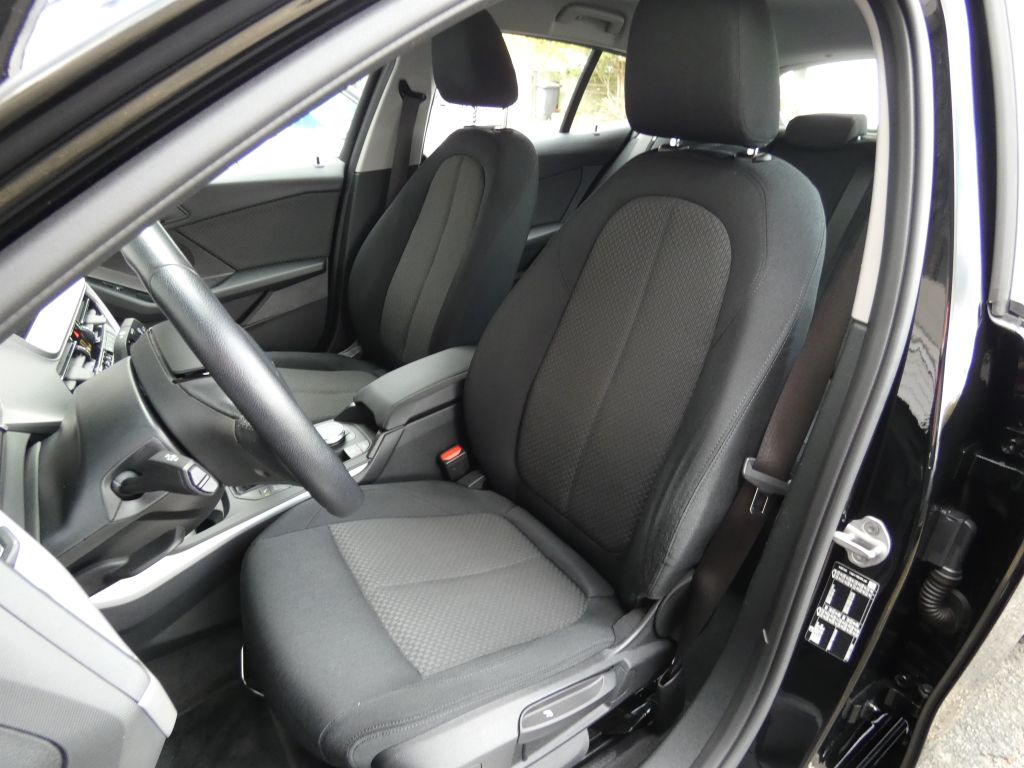 BMW 1 Series 2023