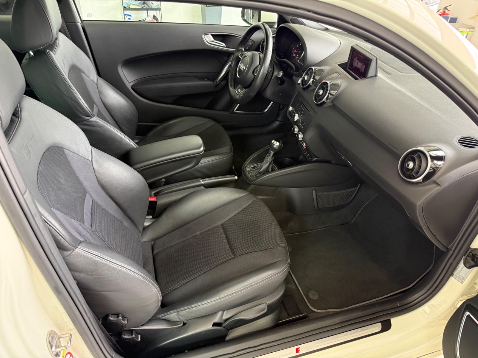 Audi A1 1.4 TFSI*S lINE*AUTO*PANO*NAVI*BOSE*BI-XN*SHZ