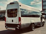 Iveco Daily 65C18 HA8B MB/P mit Rollstuhl-Lift - Iveco Daily 65 c