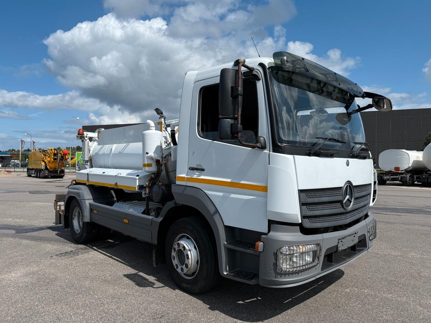 Mercedes-Benz Atego 1323 RHD Euro 6 Hvidtved Larsen Cityflex