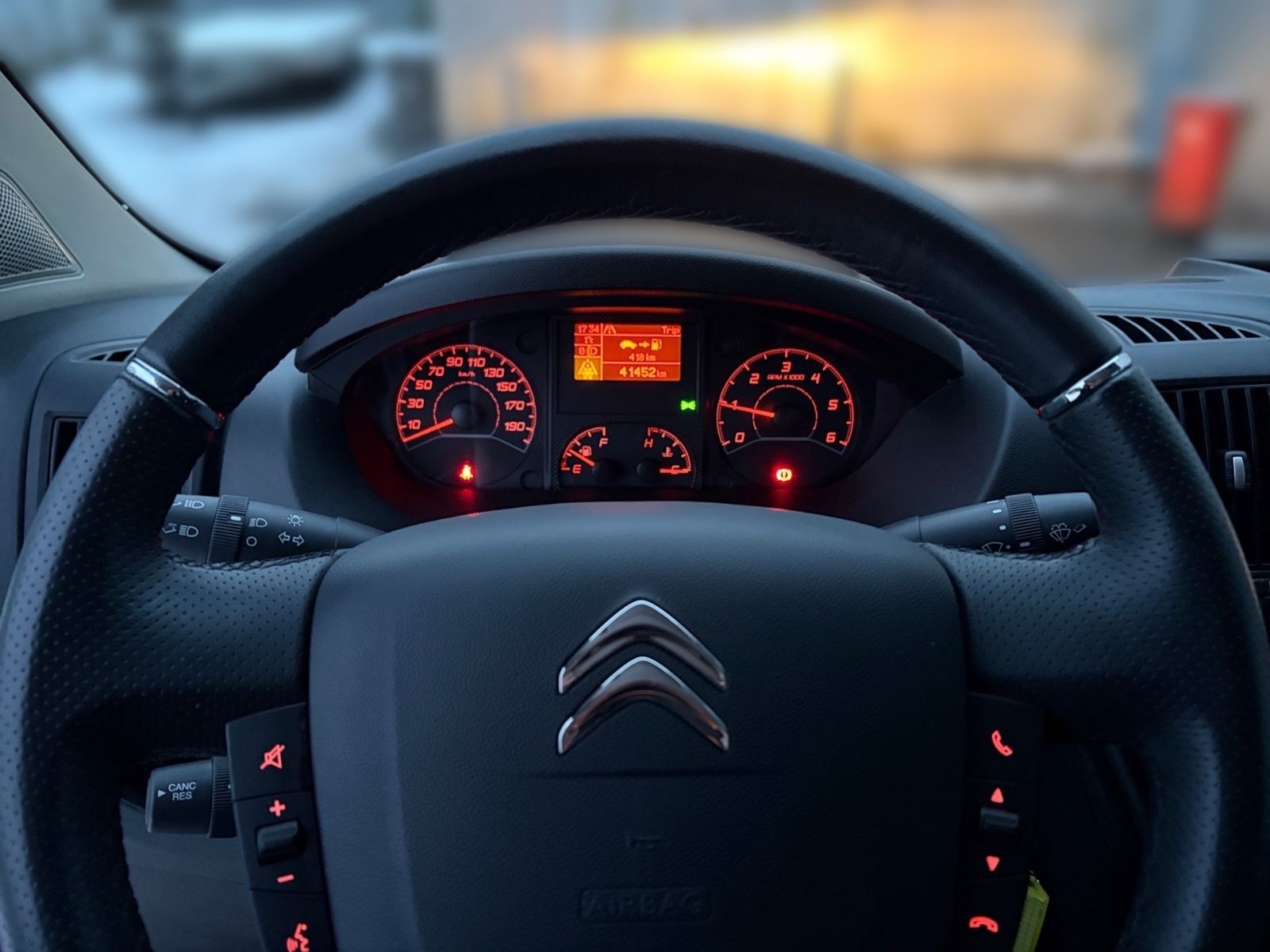 Fahrzeugabbildung Citroën Jumper Grossraumkasten 35 L4H2 Control Heavy