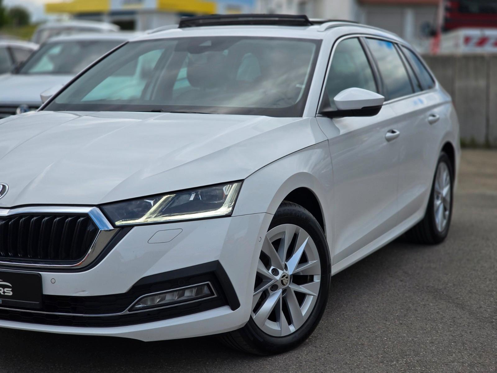Skoda Octavia 2.0 TDI Combi*DSG*NAVI*MATRIX*PANO*AHK*