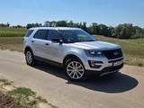 Ford Top gepflegter Ford Explorer 7-Sitzer (Facelift- - Ford Explorer von privat