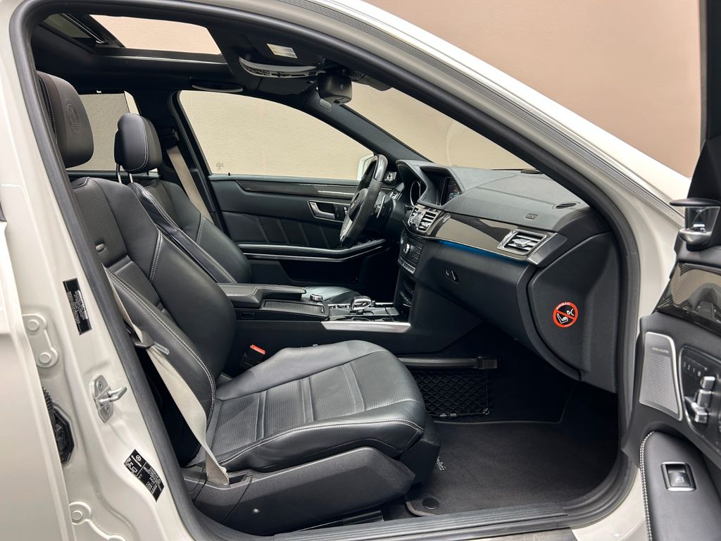 Mercedes-Benz E 63 AMG E63 S AMG 4M *CARBON-PAKET*KERAMIK*B&O*PANO*