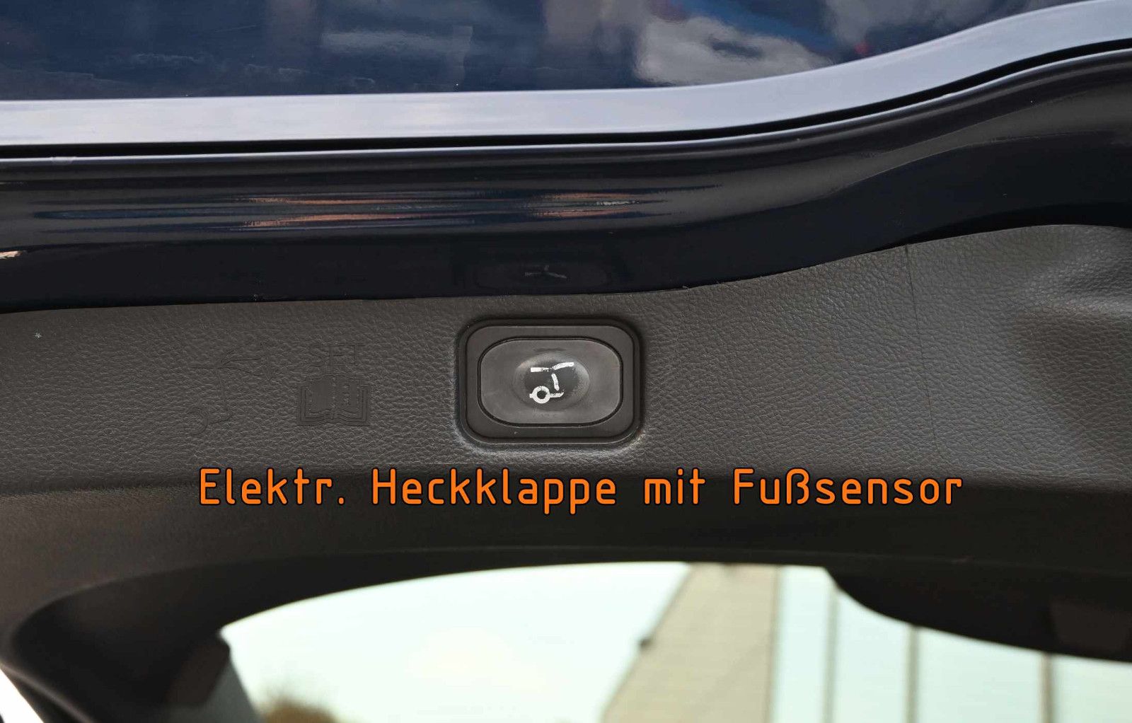 Fahrzeugabbildung Ford Galaxy 2.0 D Titanium Aut. °ACC°AHK°360°EU6d°8FA