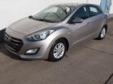 Hyundai i30 blue 1.6 Premium DCT TÜV - Service NEU - Hyundai i30: Silber