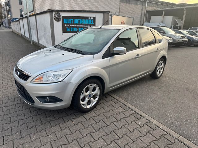 Ford Focus Lim. Style 1,6 +Klima-Navi-Tüv 06/2026