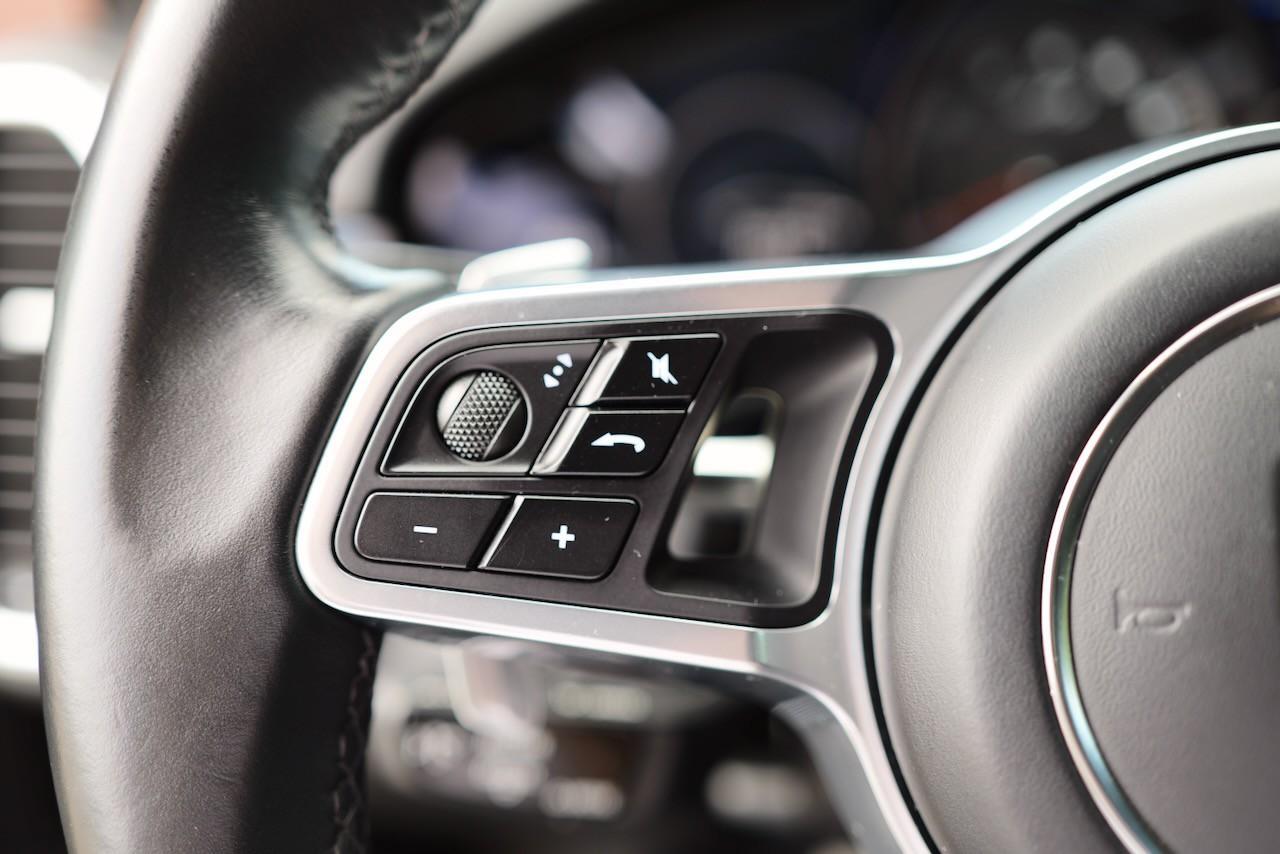 Porsche Cayenne Coupé GTS 460ch - Sport Chrono - Toit ouvrant panoramique - Carplay - Hayon éléctrique