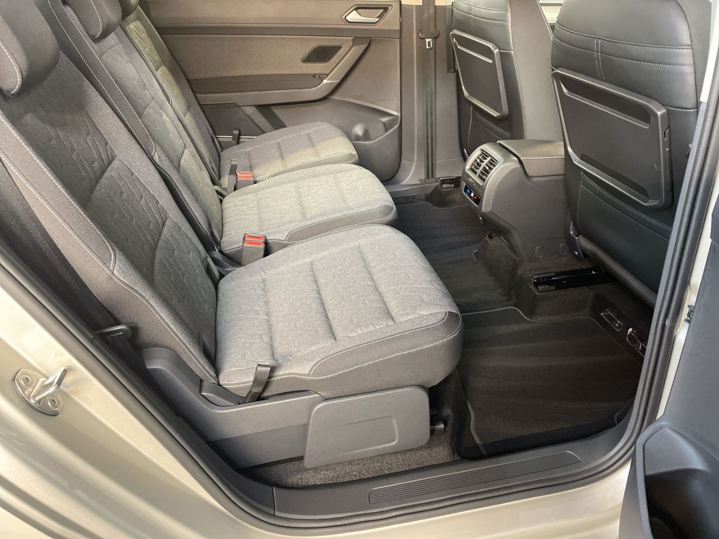 Volkswagen Touran - Bild 8