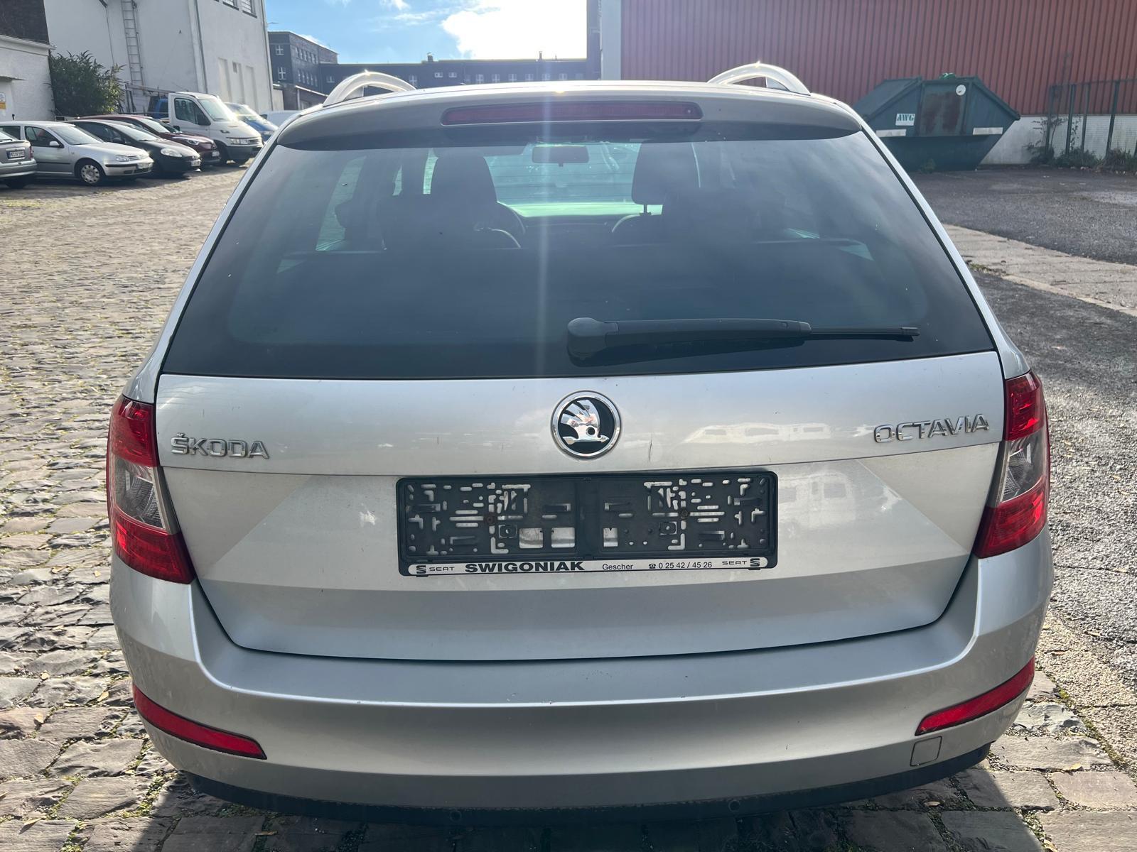 Skoda Octavia 2013 — photo 9
