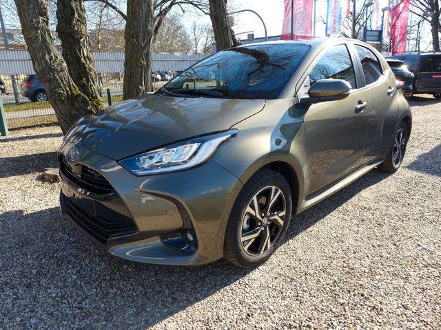 Toyota Yaris 1.5 Hybrid SideAssist/Kamera/Sitzh.