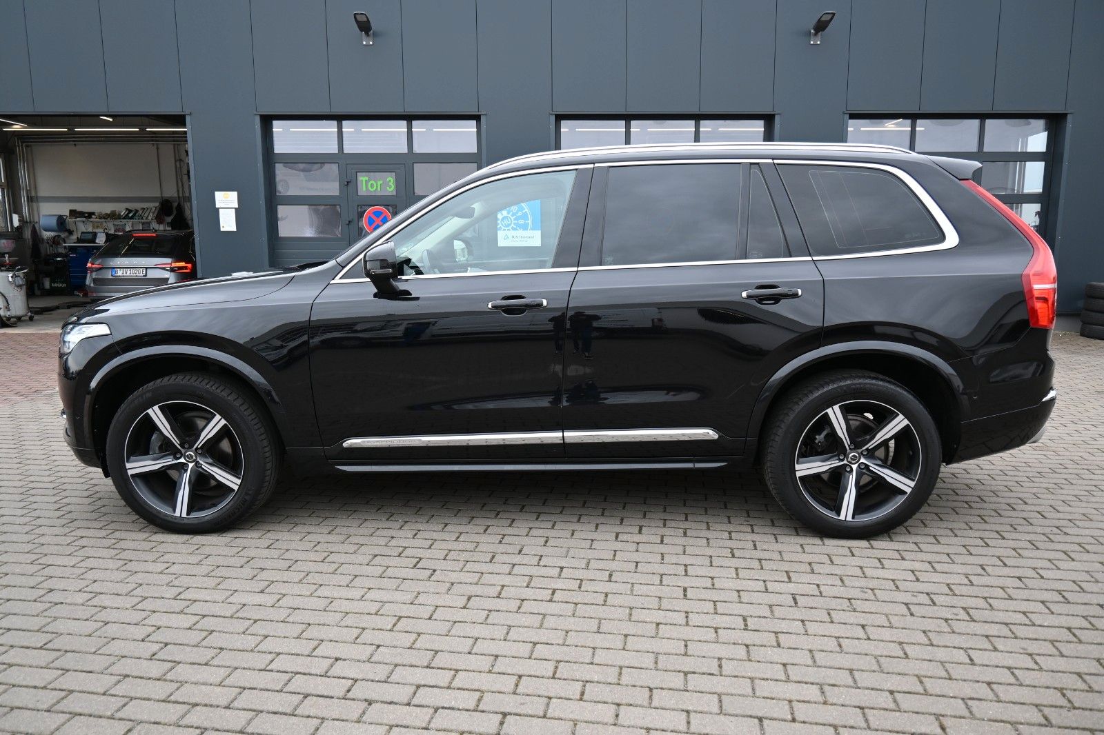 Fahrzeugabbildung Volvo XC90 D5 AWD Inscription*STHZ*RFK*7Si*MIETKAUF