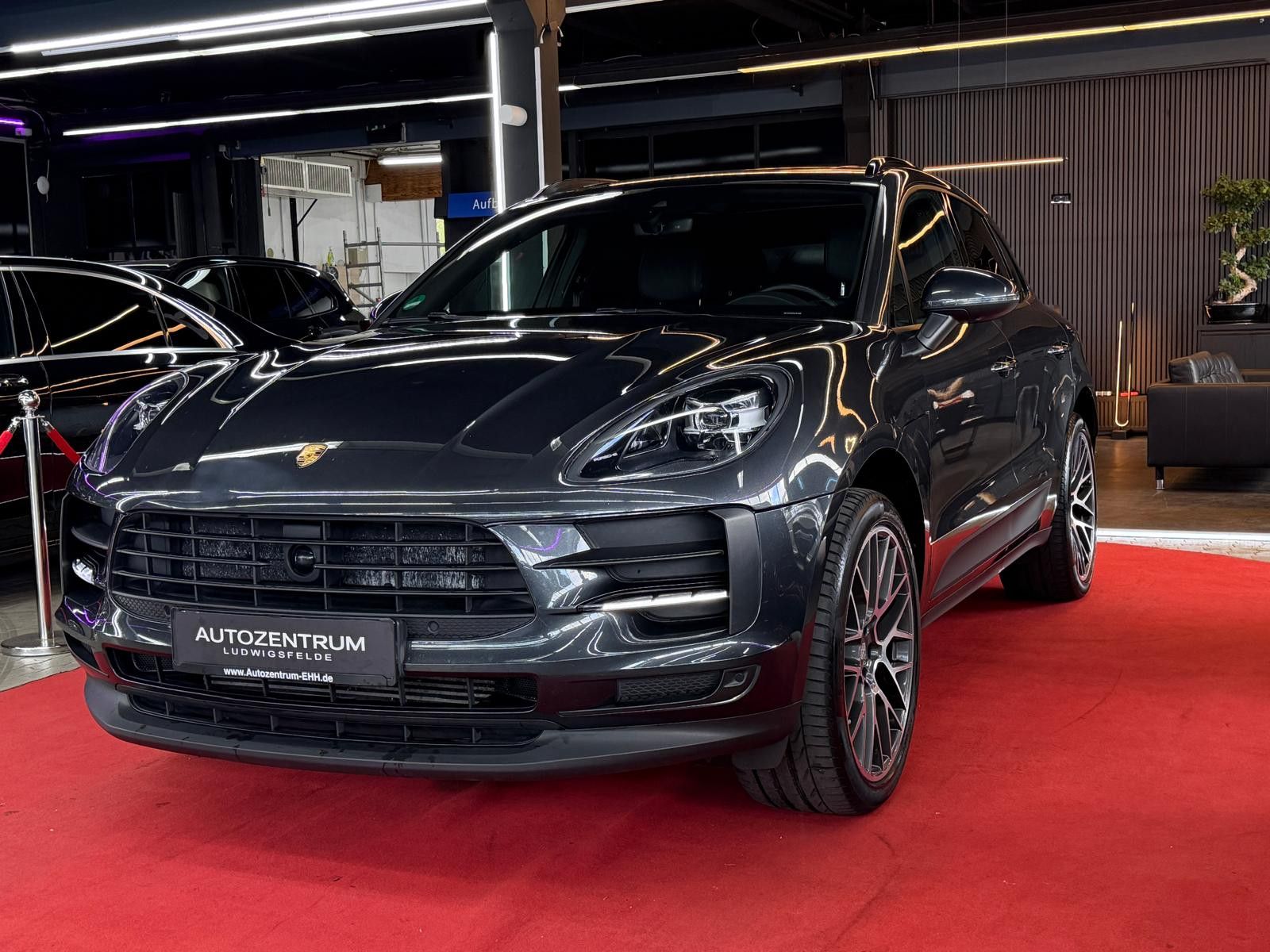 Porsche Macan 2.0 PANO ACC AHK KAM NAVI MEMORY 21-ZOLL foto 3