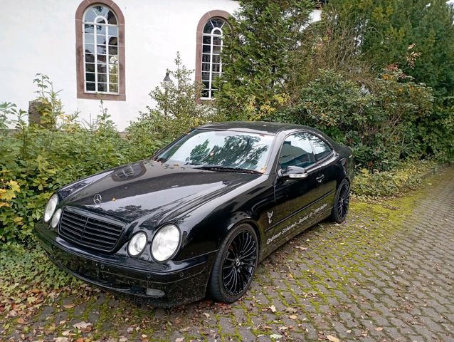 Mercedes-Benz Mercedes Benz CLK 320