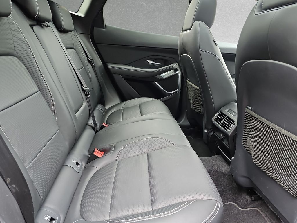 Jaguar E-Pace P300 R-Dynamic HSE