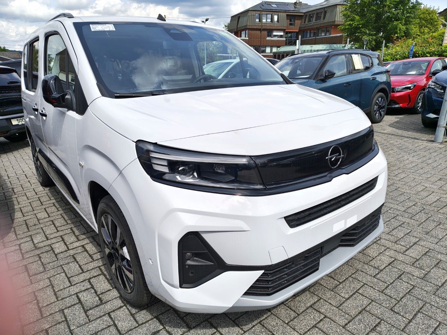 Opel Combo Life GS imagem 2