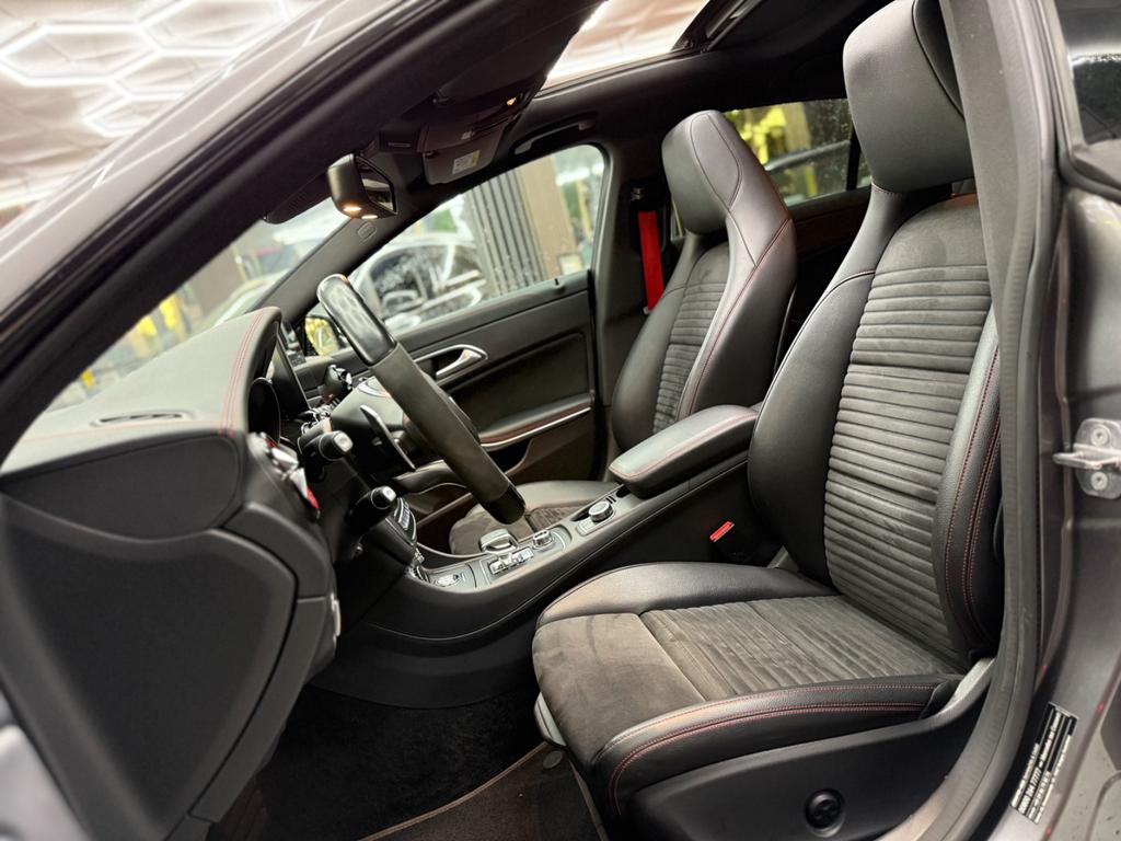 Mercedes-Benz CLA 45 AMG