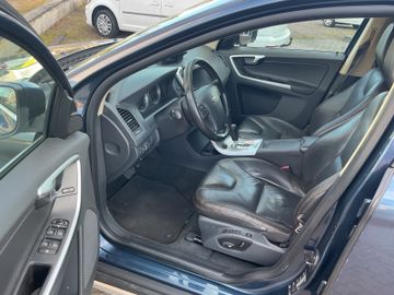 Volvo XC60 - 8