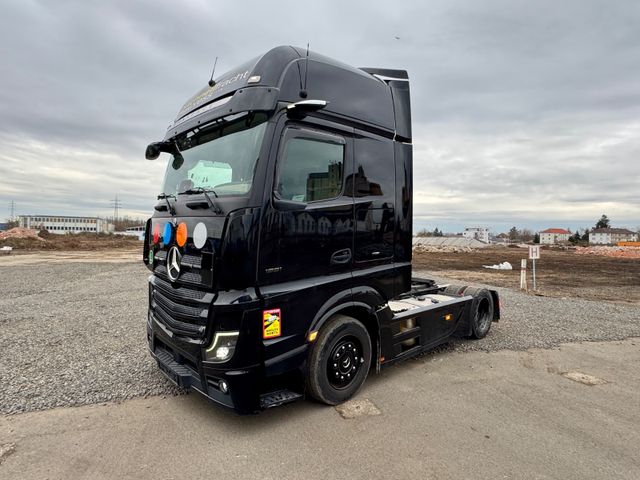 Mercedes-Benz Actros 1851 L Mega Sattelhub Standklima Leder